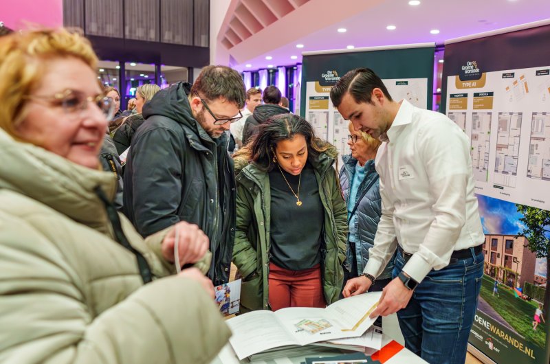 Veel-bezoekers-Woonmarkt-Nissewaard-27-januari-2026