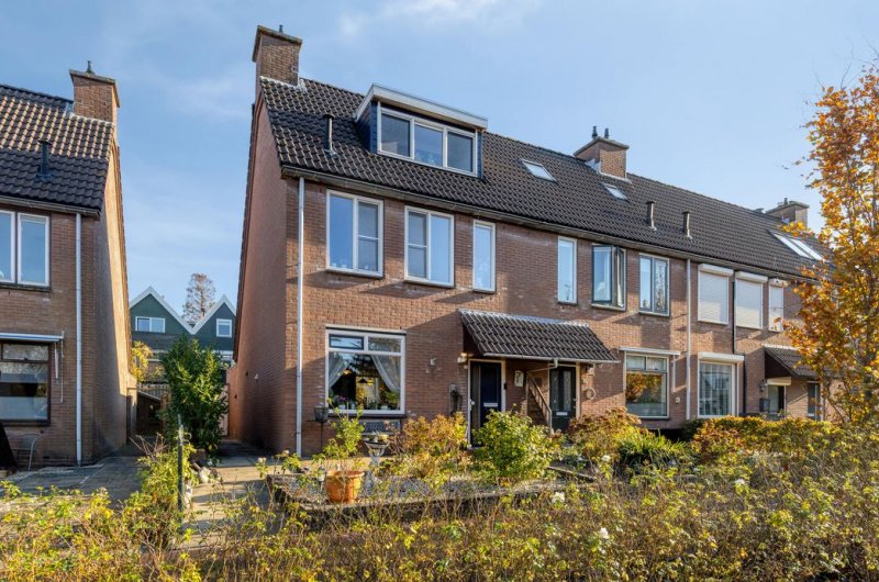 Eengezinswoning (koop) Engel de Merlestraat 8 in Heenvliet (exterieurfoto)