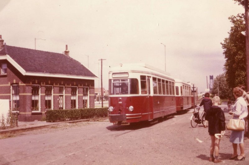 RTM-tram-bij-Spijkenisserbrug