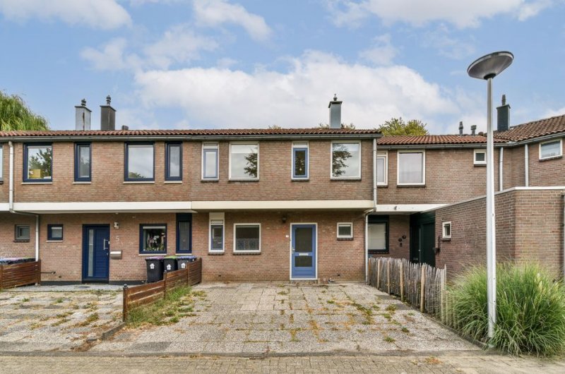 Exterieur-eengezinswoning-Sternhoek-7-Spijkenisse